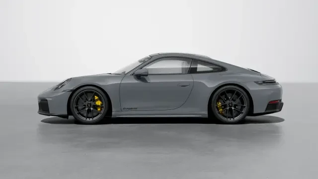 2026 Porsche 911 - Image 15 of 31