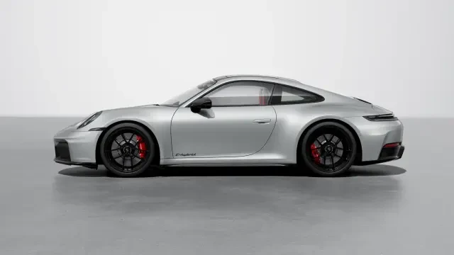 2026 Porsche 992 Carrera GTS - Image 14 of 31