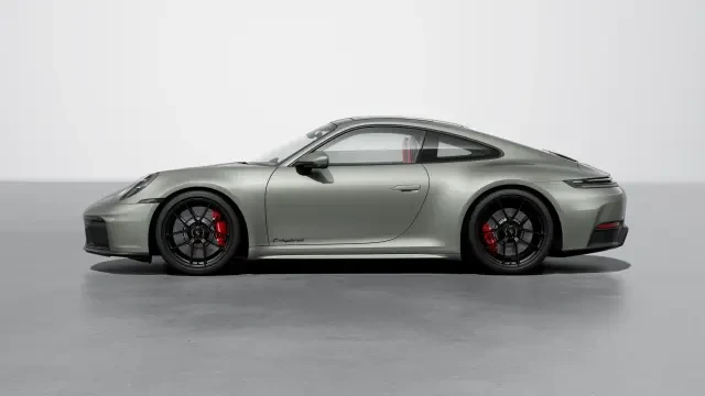 2026 Porsche 911 - Image 14 of 30