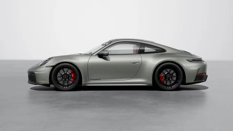 2026 Porsche 911 - Image 11 of 30