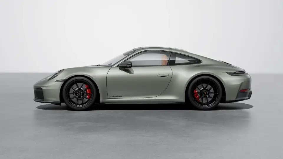 2026 Porsche 992 Carrera GTS - Image 15 of 31