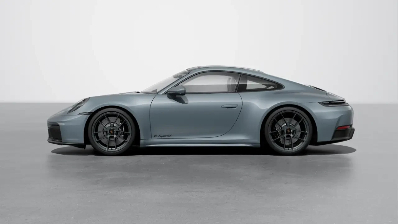 2026 Porsche 992 Carrera GTS - Image 16 of 31