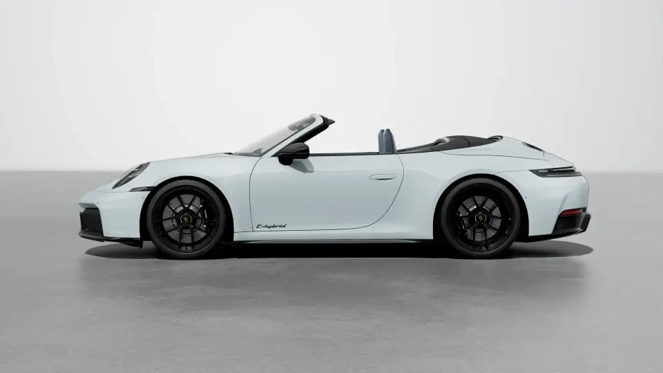 2026 Porsche 992 Carrera GTS - Image 15 of 30