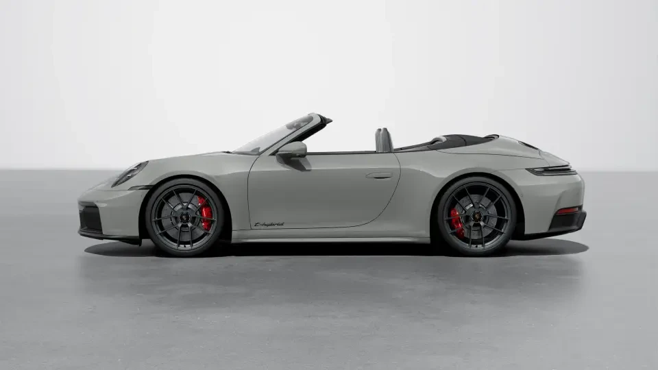 2026 Porsche 992 Carrera GTS - Image 15 of 31