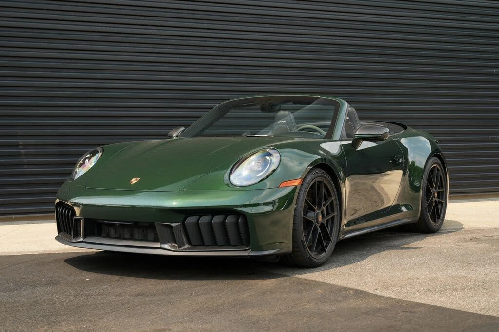 2026 Porsche 992 Carrera GTS - Image 7 of 31