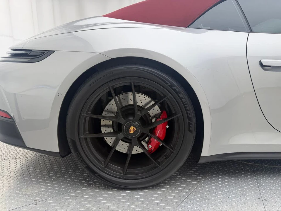 2026 Porsche 992 Carrera GTS - Image 11 of 31