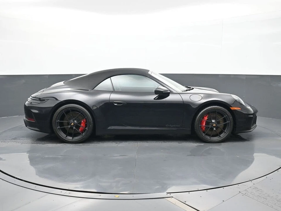 2026 Porsche 992 Carrera GTS - Image 20 of 30