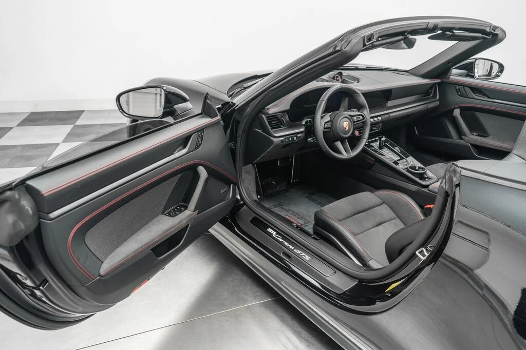 2026 Porsche 992 Carrera GTS - Image 23 of 31
