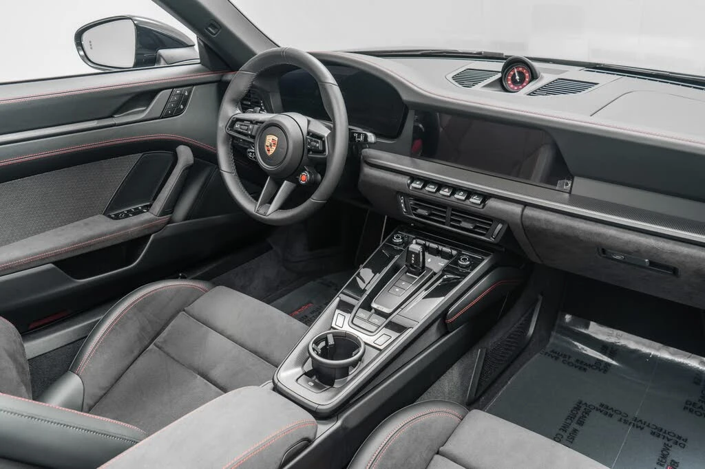 2026 Porsche 992 Carrera GTS - Image 27 of 31