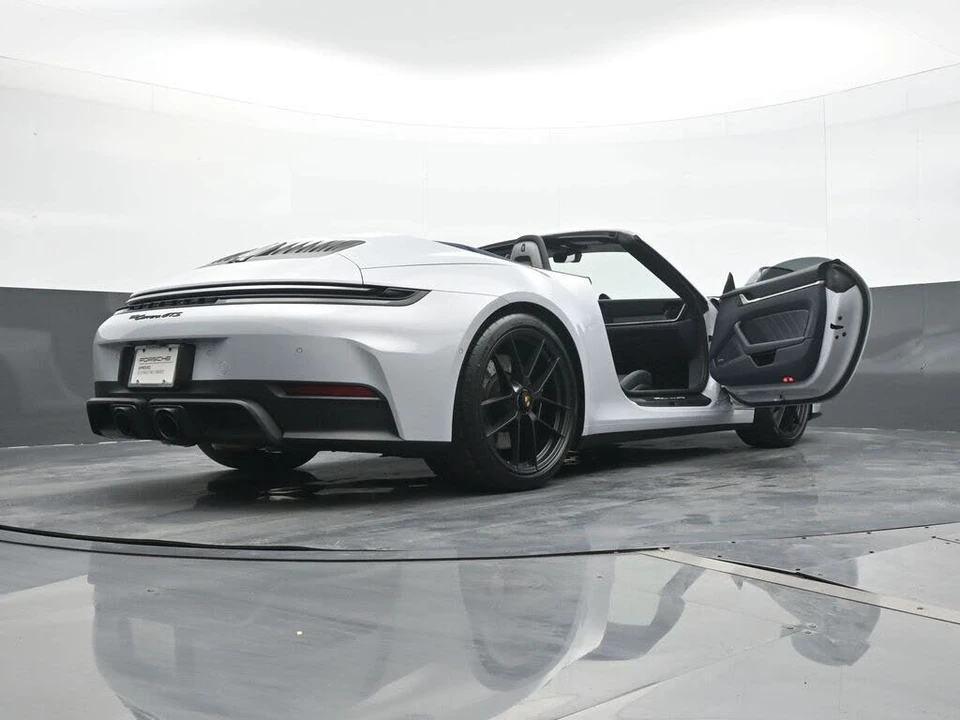 2026 Porsche 992 Carrera GTS - Image 23 of 30