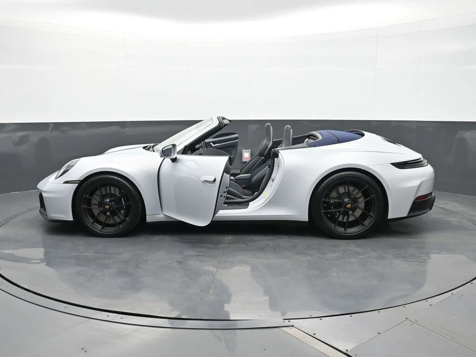 2026 Porsche 992 Carrera GTS - Image 26 of 30