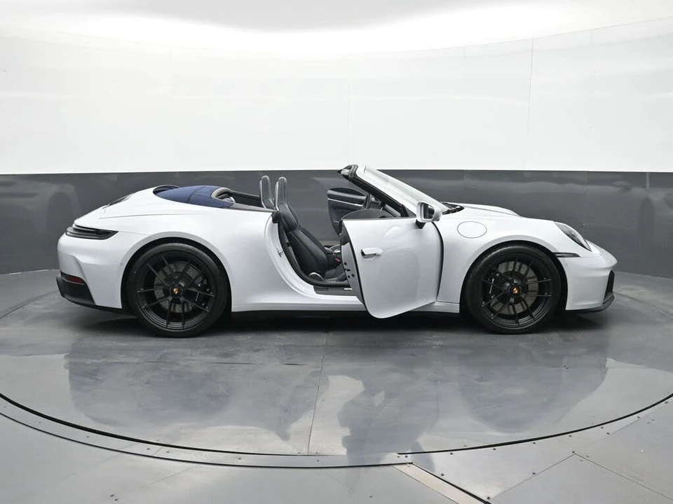 2026 Porsche 992 Carrera GTS - Image 30 of 30