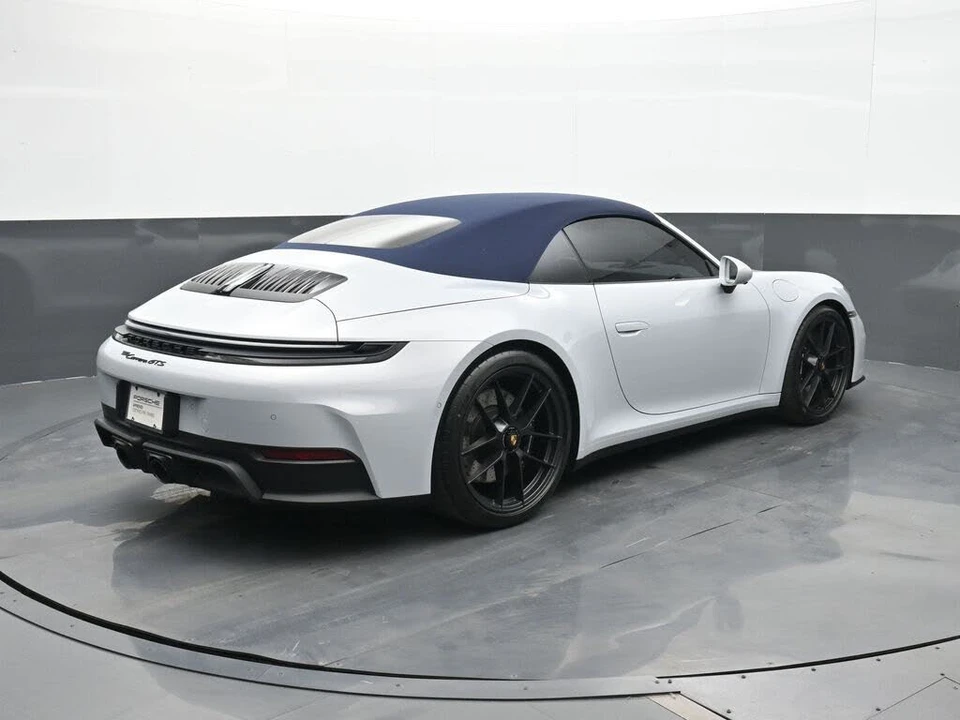 2026 Porsche 992 Carrera GTS - Image 19 of 30
