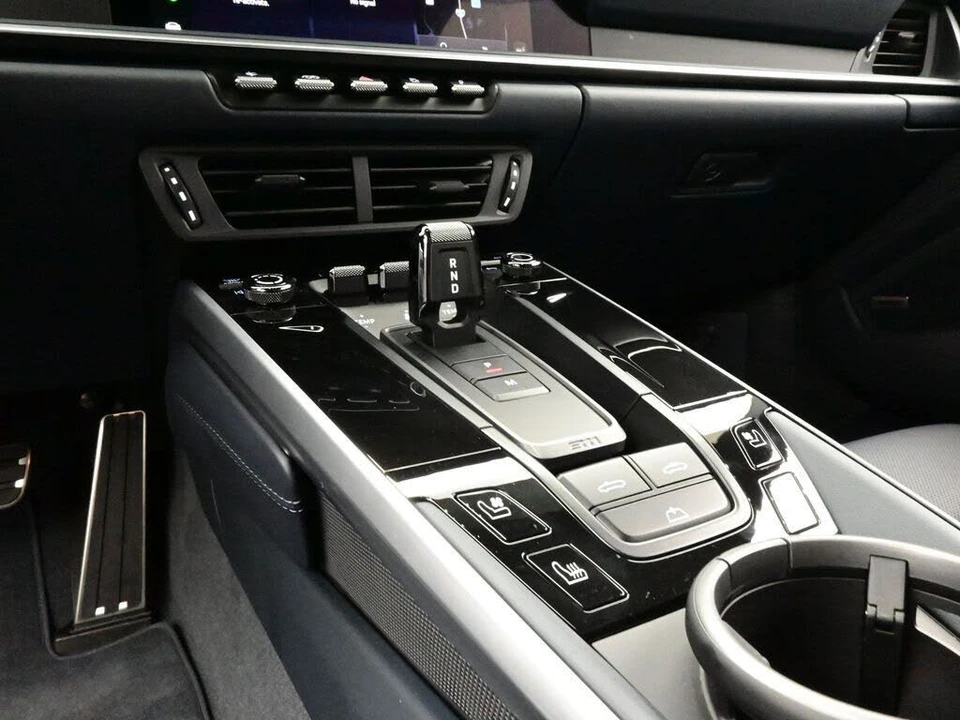2026 Porsche 992 Carrera GTS - Image 11 of 30