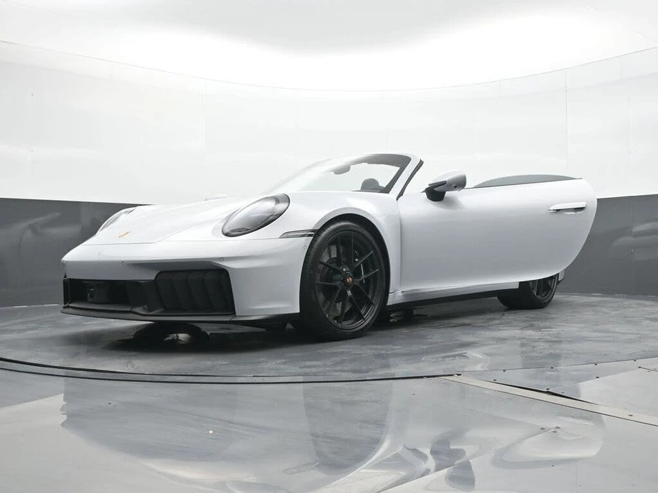 2026 Porsche 992 Carrera GTS - Image 27 of 30