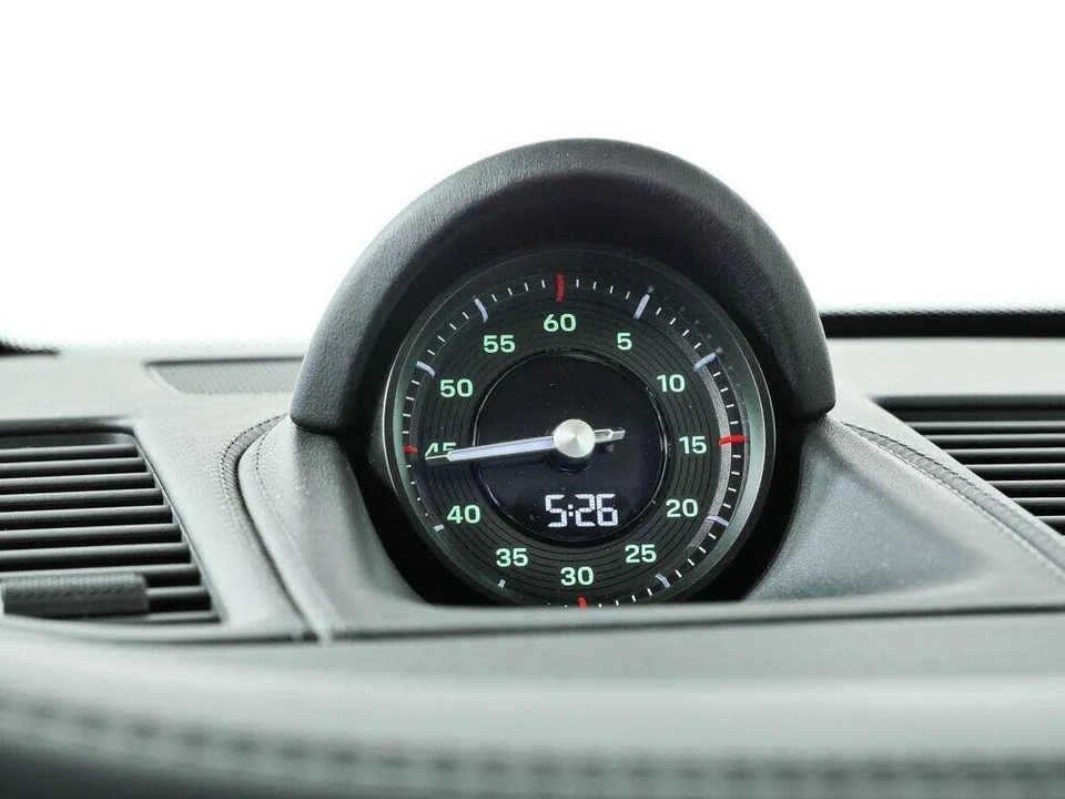 2026 Porsche 992 Carrera GTS - Image 19 of 31