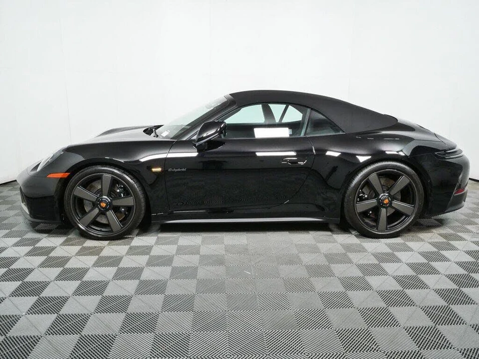 2026 Porsche 992 Carrera GTS - Image 2 of 31