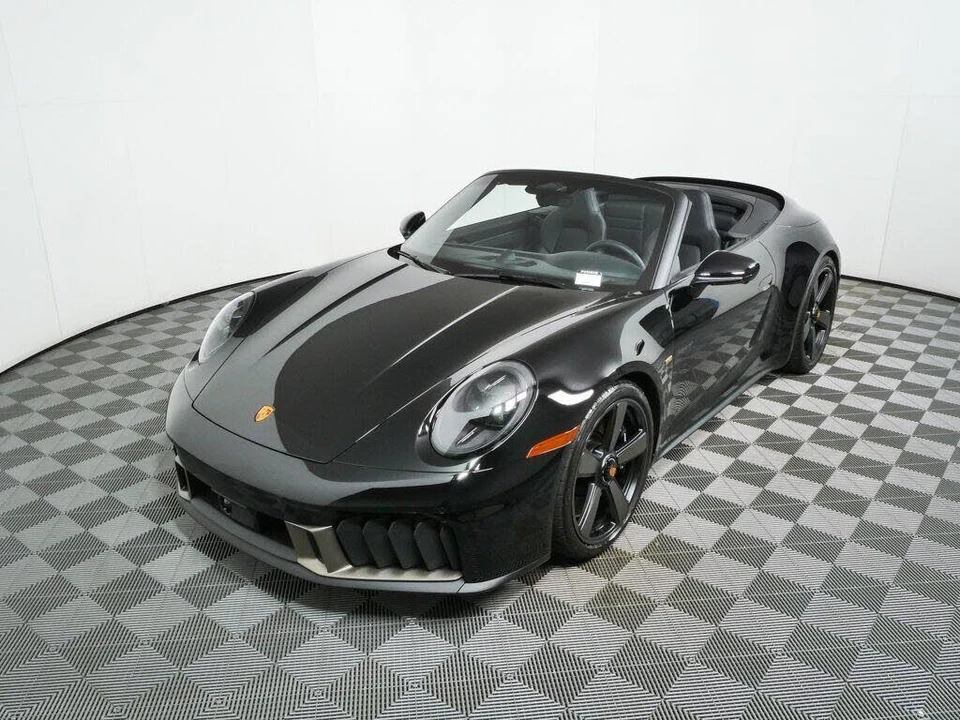 2026 Porsche 992 Carrera GTS - Image 28 of 31