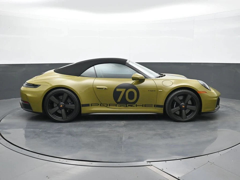 2026 Porsche 992 Carrera GTS - Image 20 of 30