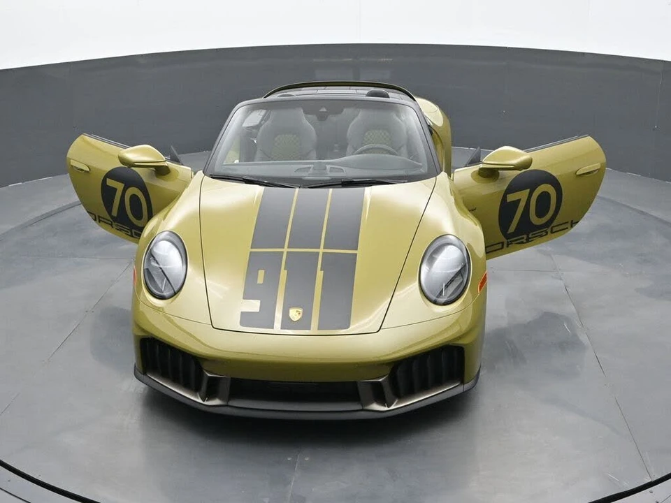 2026 Porsche 992 Carrera GTS - Image 28 of 30