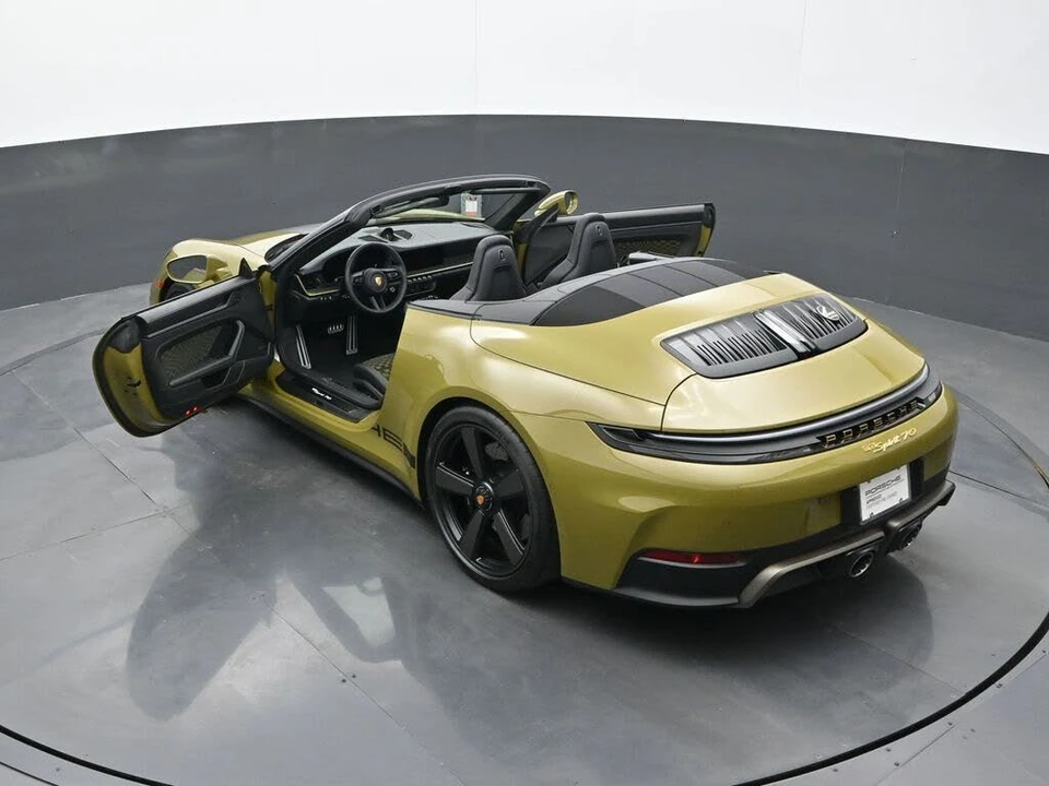 2026 Porsche 992 Carrera GTS - Image 25 of 30