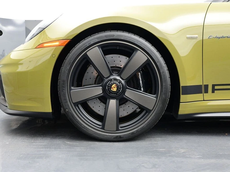 2026 Porsche 992 Carrera GTS - Image 6 of 30
