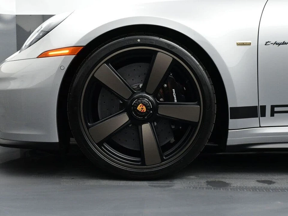 2026 Porsche 992 Carrera GTS - Image 6 of 31