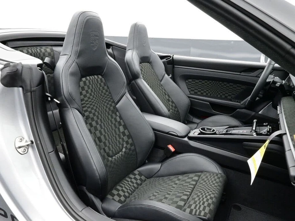 2026 Porsche 992 Carrera GTS - Image 14 of 31