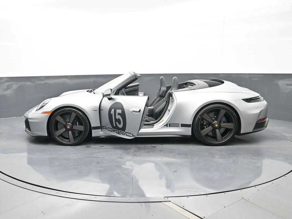 2026 Porsche 992 Carrera GTS - Image 29 of 31