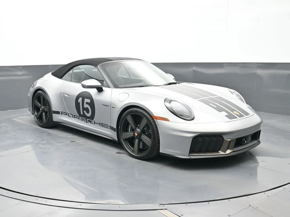 2026 Porsche 992 Carrera GTS - Image 24 of 31