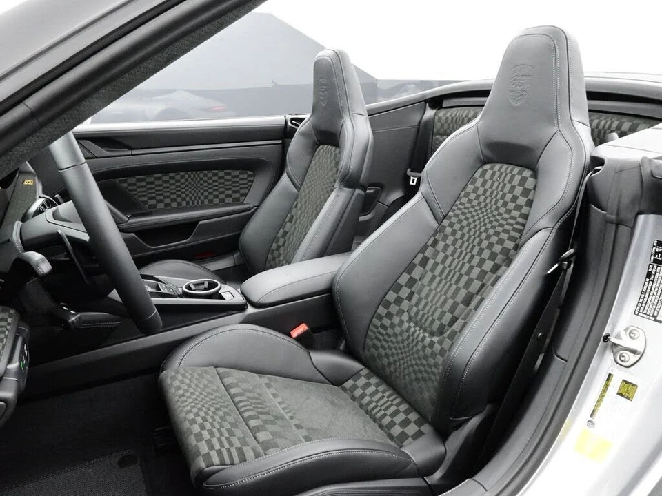 2026 Porsche 992 Carrera GTS - Image 5 of 31