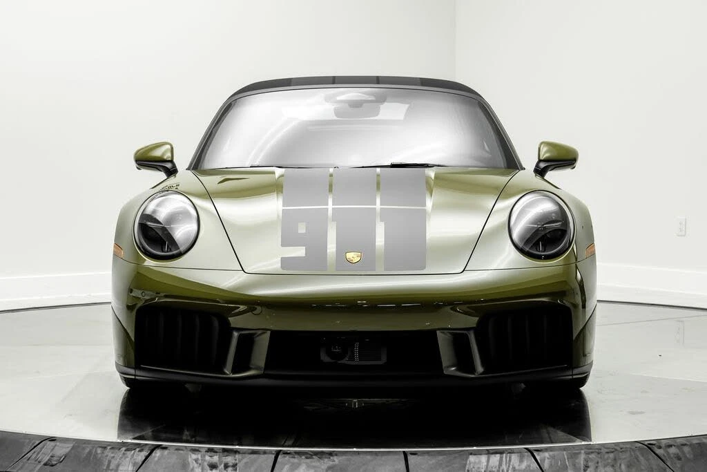 2026 Porsche 992 Carrera GTS - Image 2 of 31
