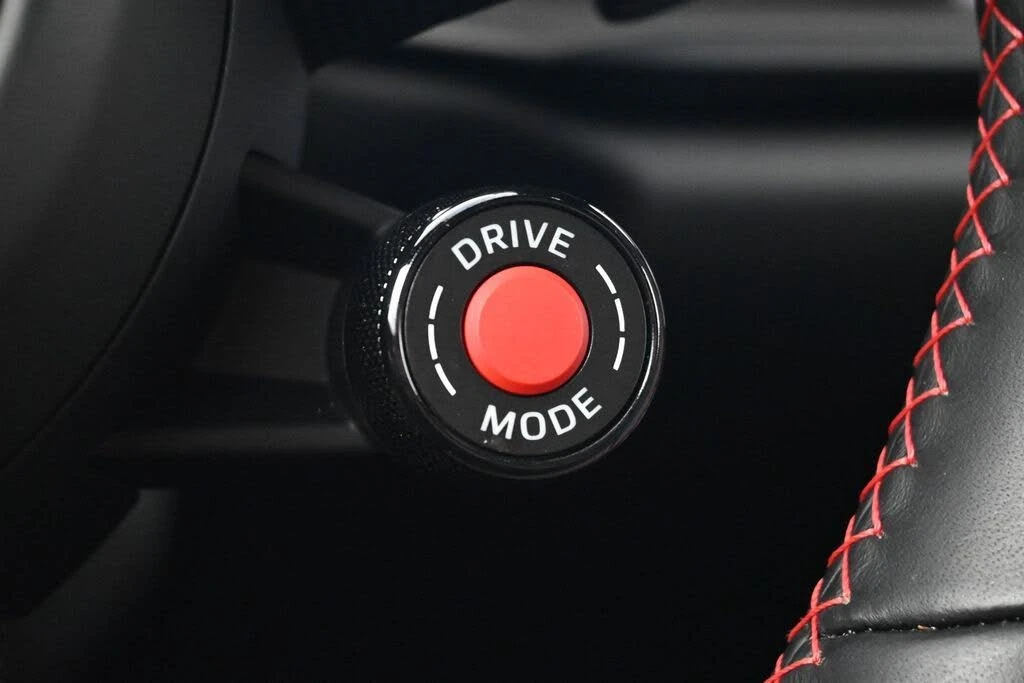 2026 Porsche 992 Carrera GTS - Image 24 of 31