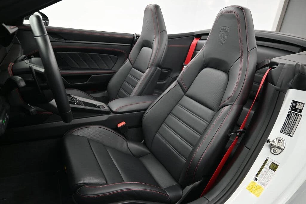 2026 Porsche 992 Carrera GTS - Image 5 of 31