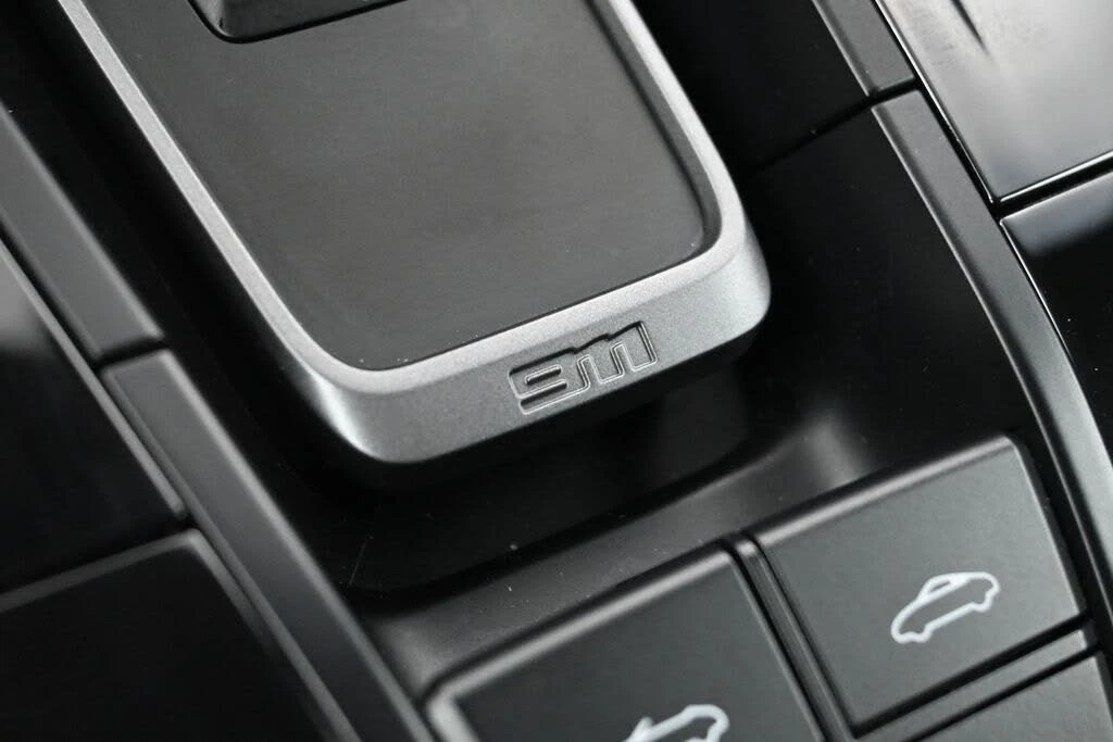2026 Porsche 992 Carrera GTS - Image 19 of 31