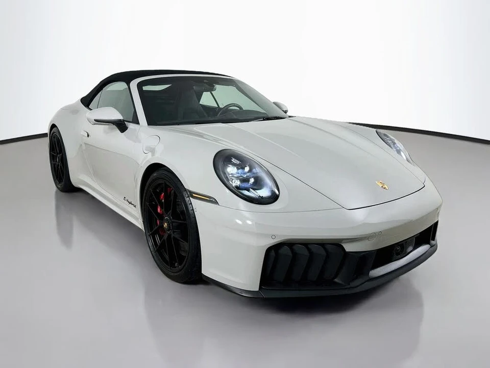 2026 Porsche 992 Carrera GTS - Image 3 of 31