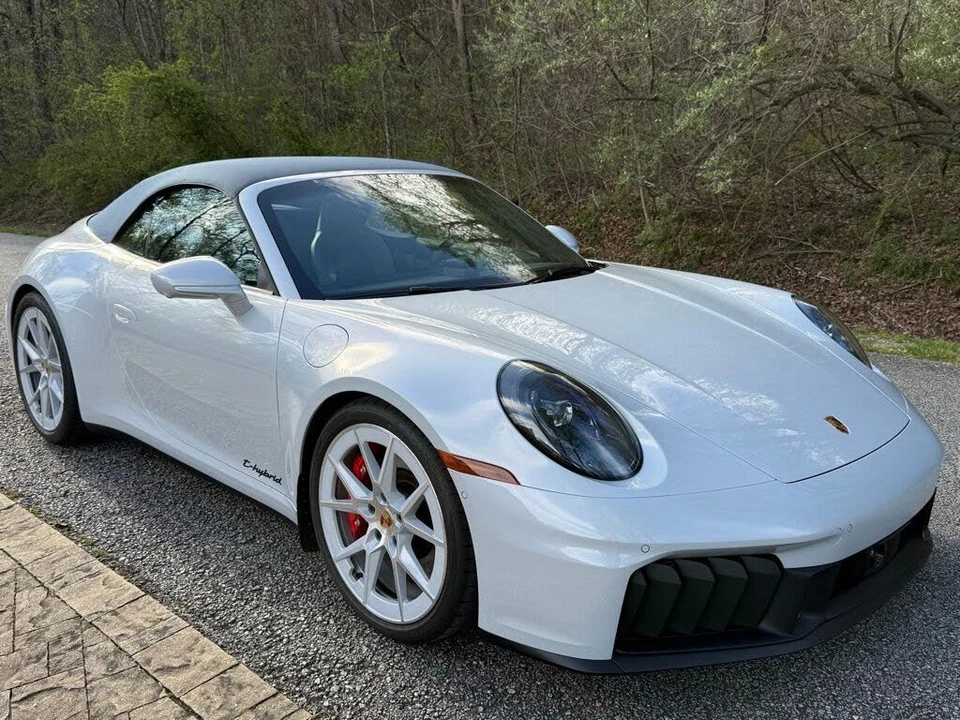 2026 Porsche 992 Carrera GTS - Image 3 of 26
