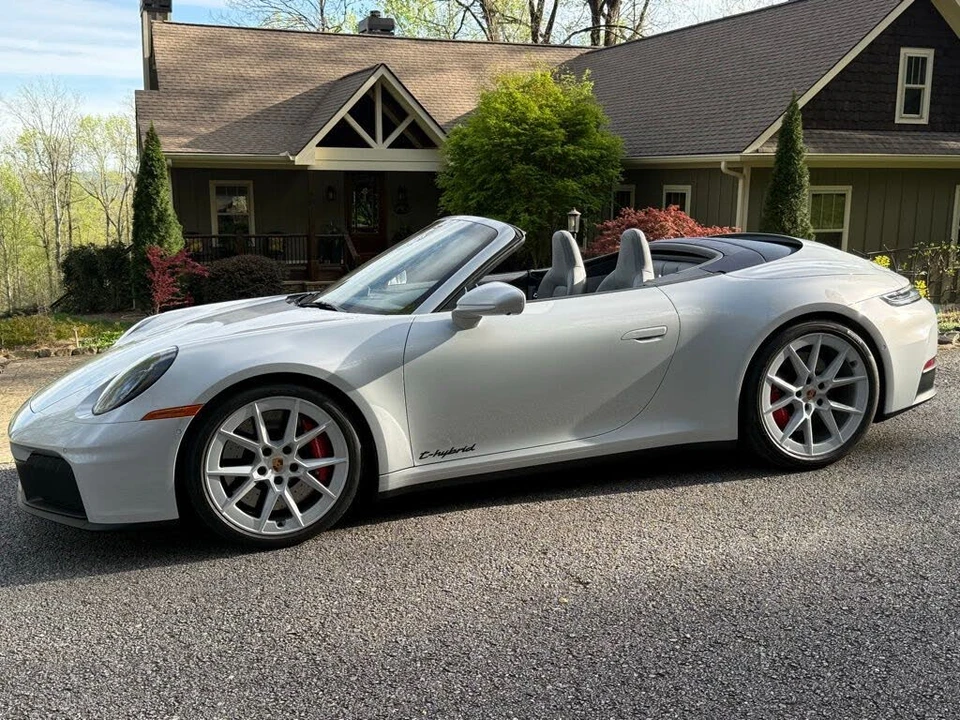 2026 Porsche 992 Carrera GTS - Image 9 of 26