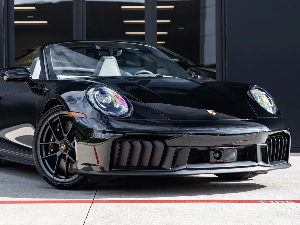 2026 Porsche 992 Carrera GTS - Image 9 of 31