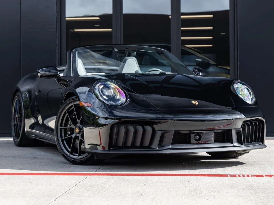 2026 Porsche 992 Carrera GTS - Image 6 of 31