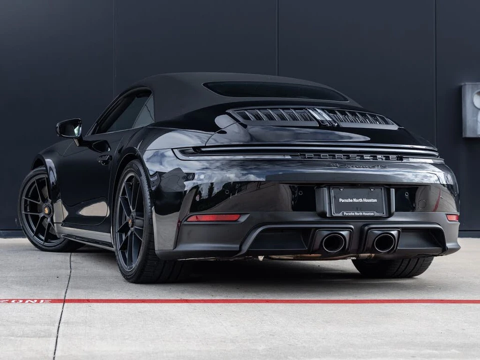 2026 Porsche 992 Carrera GTS - Image 10 of 31
