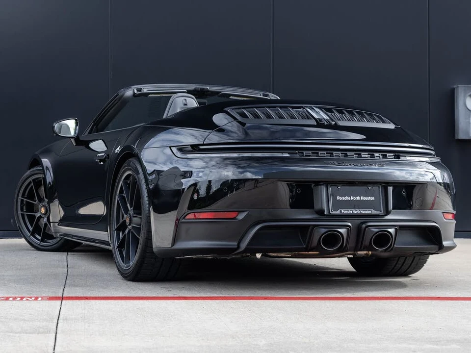 2026 Porsche 992 Carrera GTS - Image 3 of 31