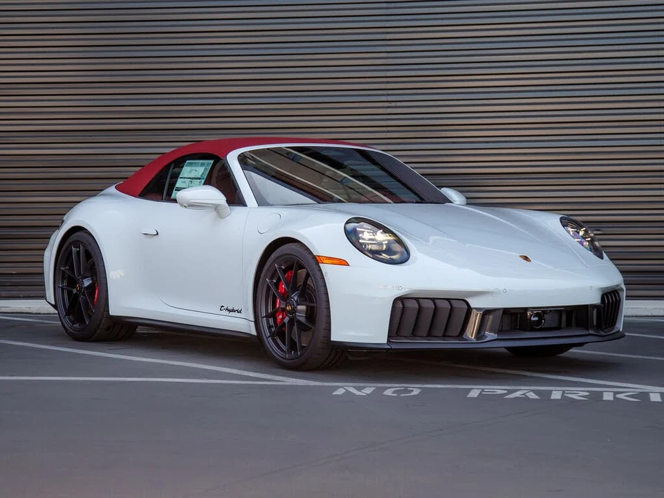2026 Porsche 992 Carrera GTS - Image 8 of 28
