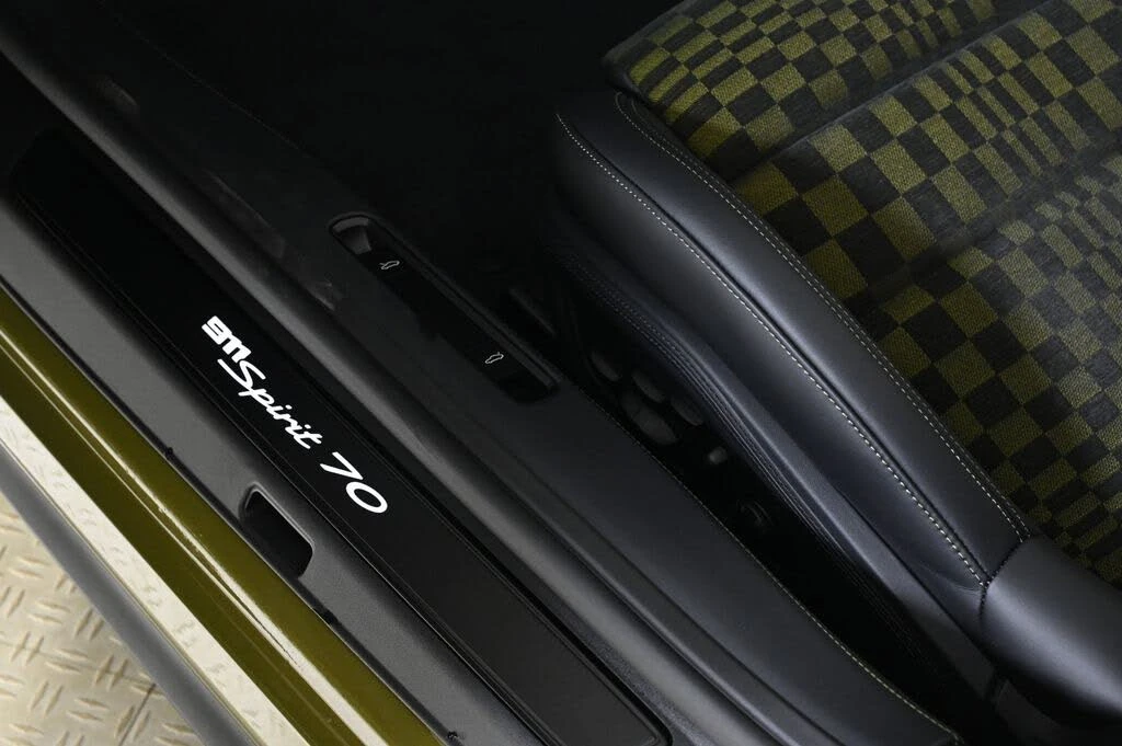 2026 Porsche 992 Carrera GTS - Image 26 of 30