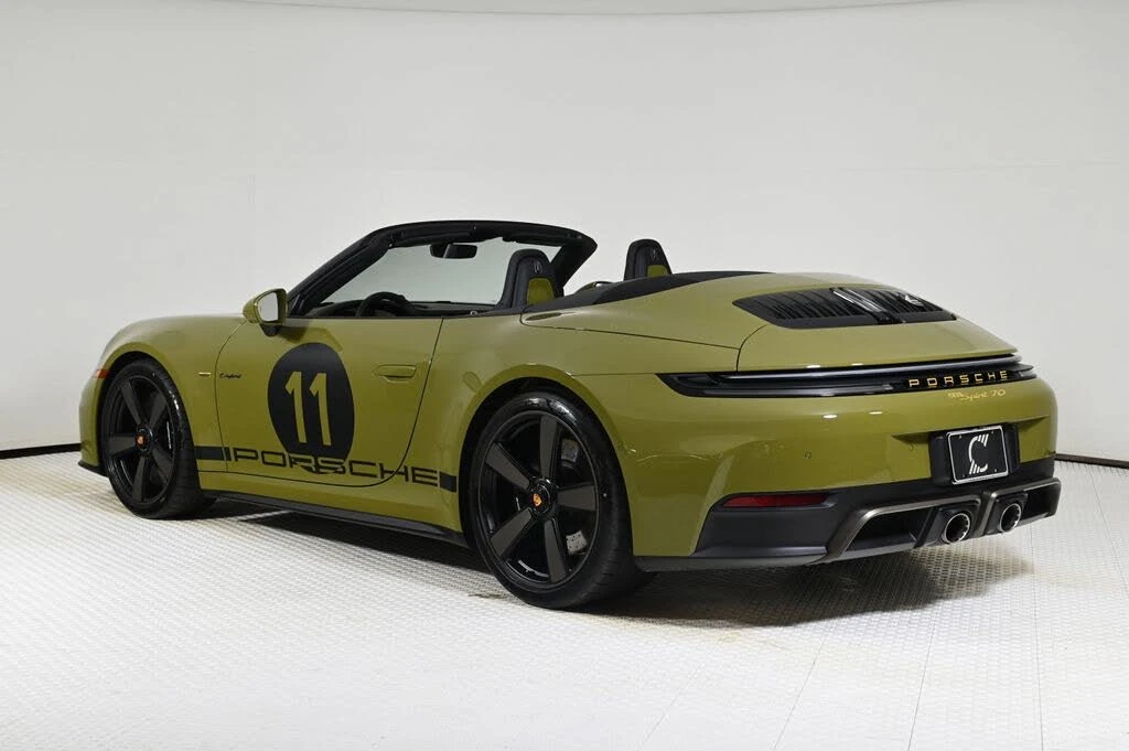 2026 Porsche 992 Carrera GTS - Image 3 of 30
