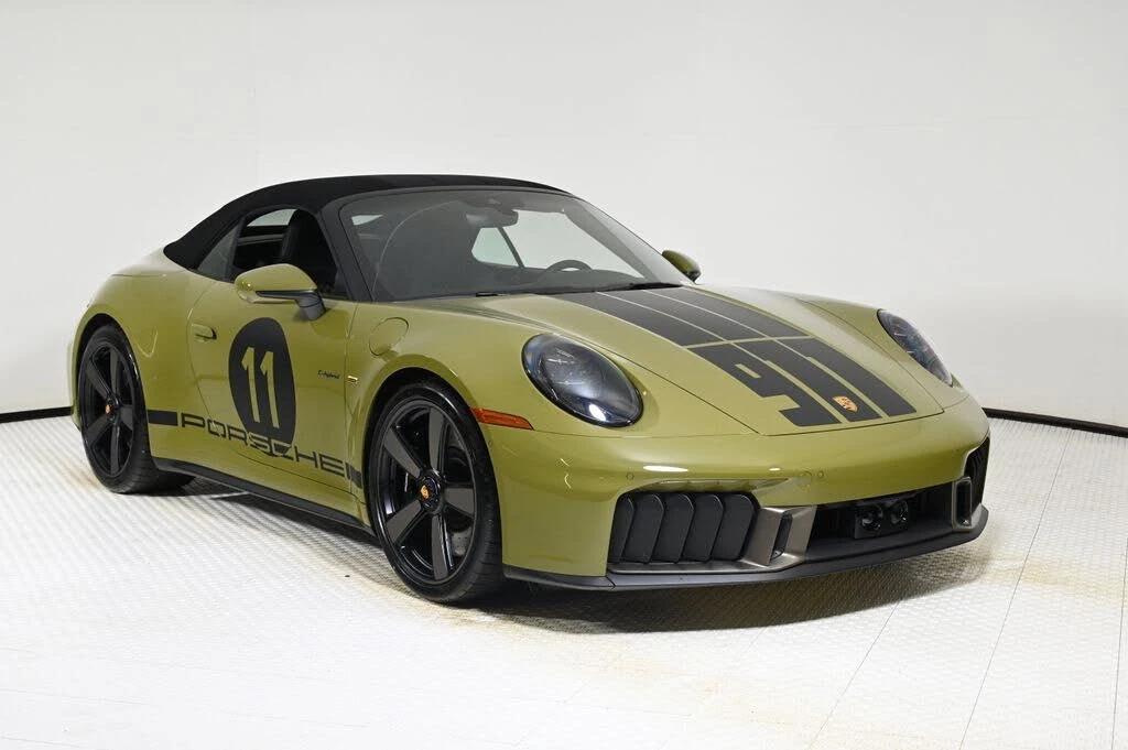 2026 Porsche 992 Carrera GTS - Image 9 of 30
