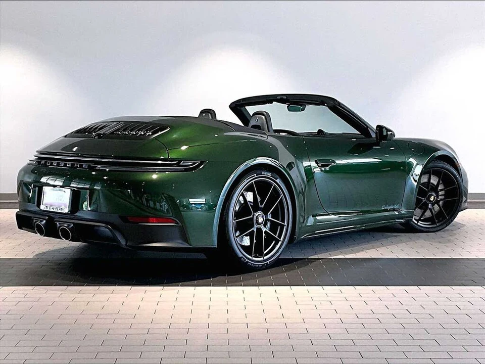2026 Porsche 992 Carrera GTS - Image 7 of 29