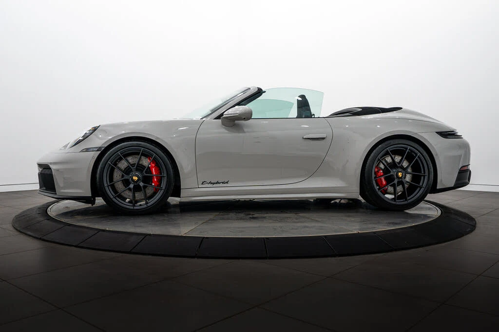 2026 Porsche 992 Carrera GTS - Image 2 of 31