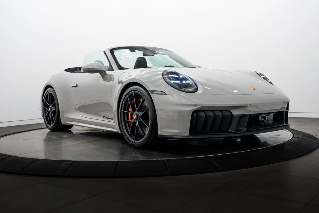 2026 Porsche 992 Carrera GTS - Image 9 of 31