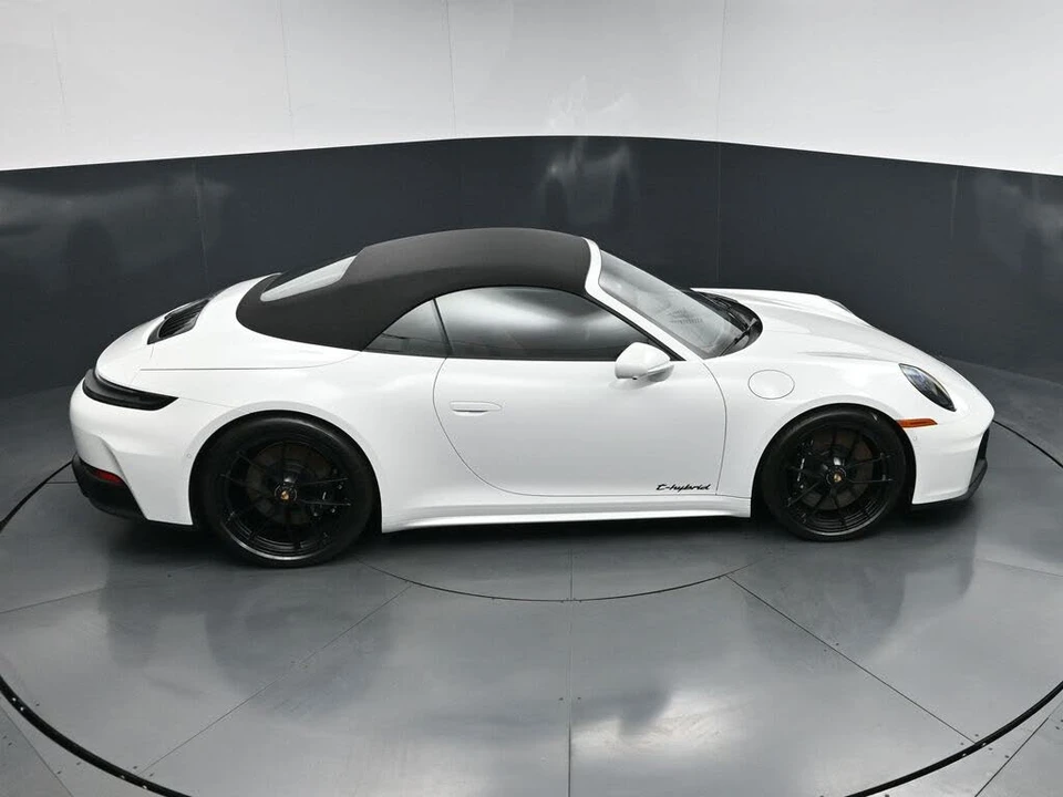 2026 Porsche 992 Carrera GTS - Image 20 of 31